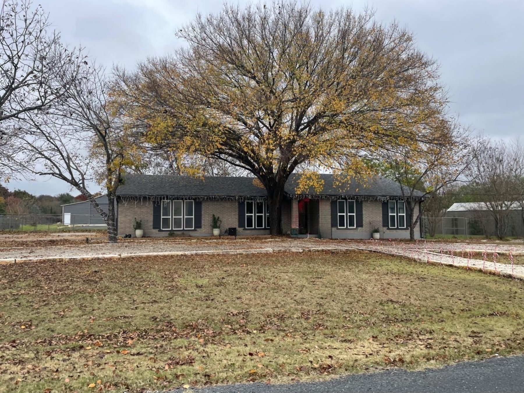 brushy bend round rock one story home